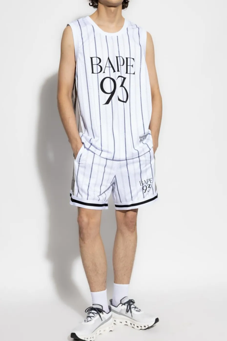 A BATHING APE® WHITE Sleeveless T-shirt