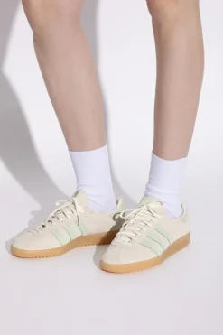 ADIDAS Originals cream Sports shoes `BRMD`