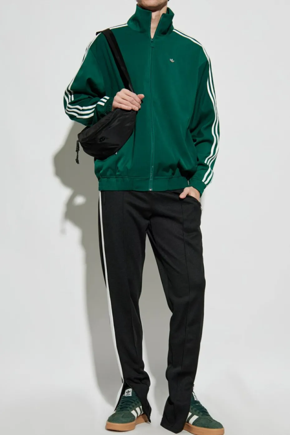 ADIDAS Originals GREEN Sweatshirt with logo-shaped appliqué