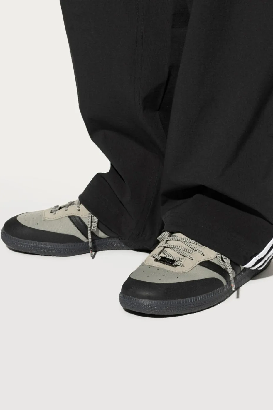 ADIDAS Originals GREY ADIDAS x 100 Thieves