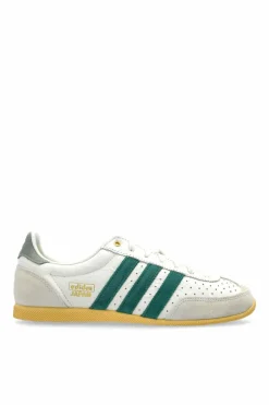 ADIDAS Originals WHITE Sports shoes `JAPAN`