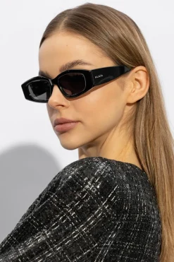 Alaïa BLACK Sunglasses with logo