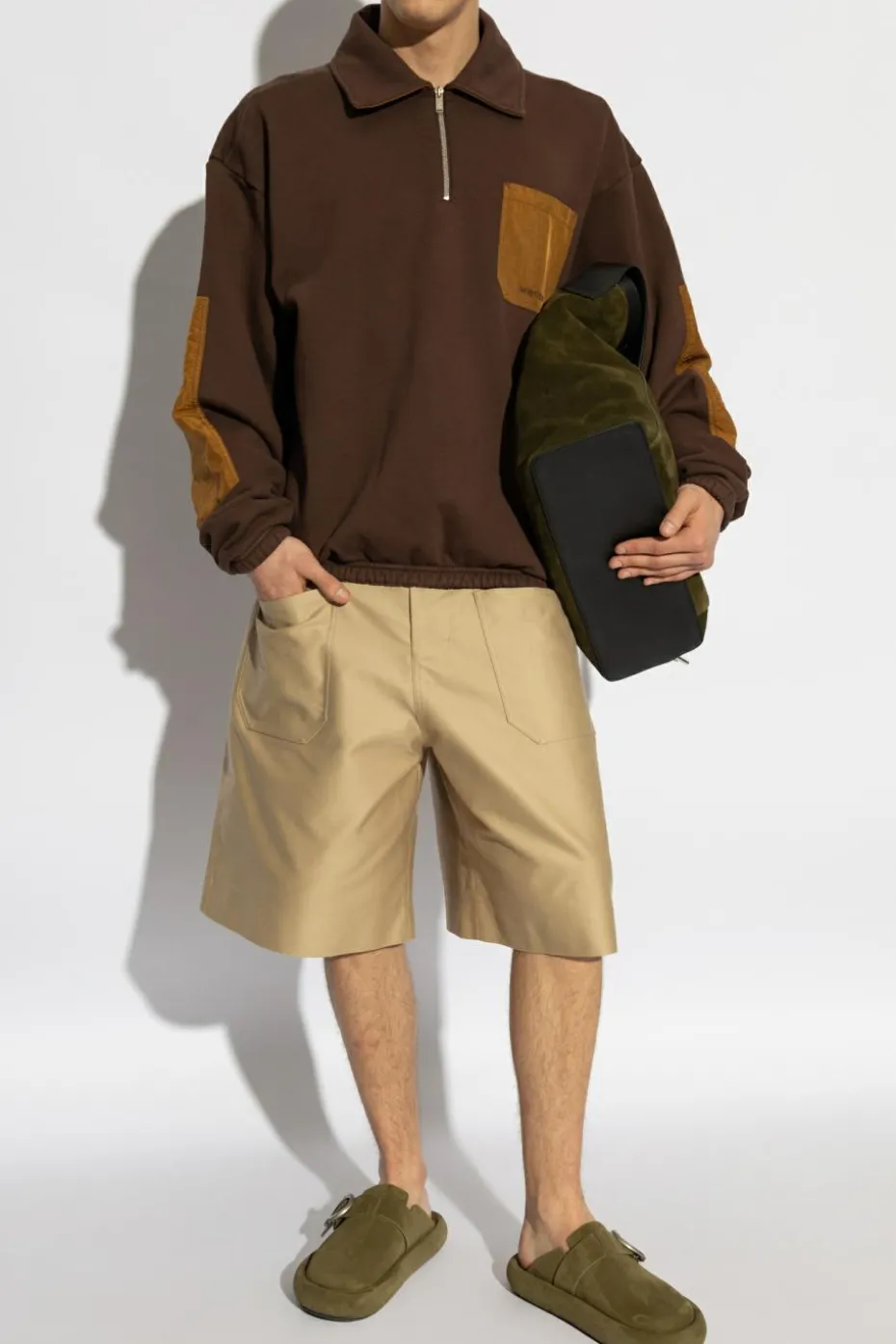 Alexander McQueen beige Shorts with pockets