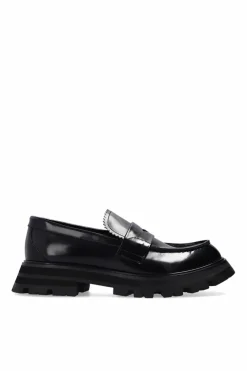 Alexander McQueen BLACK āWanderā loafers