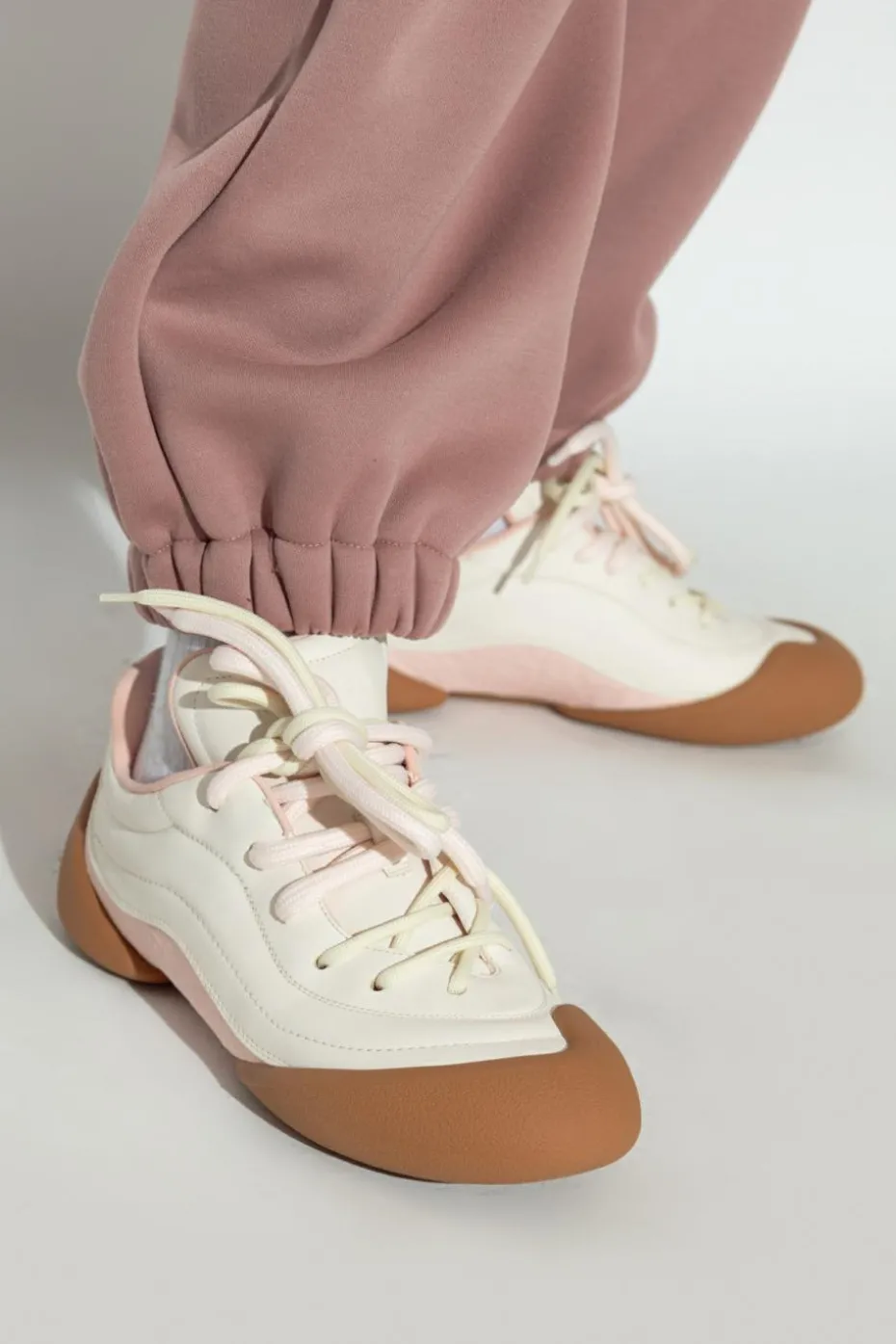 Alexander McQueen PINK Sneakers Flexion