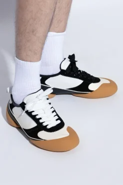 Alexander McQueen WHITE Sports shoes `Flexion`