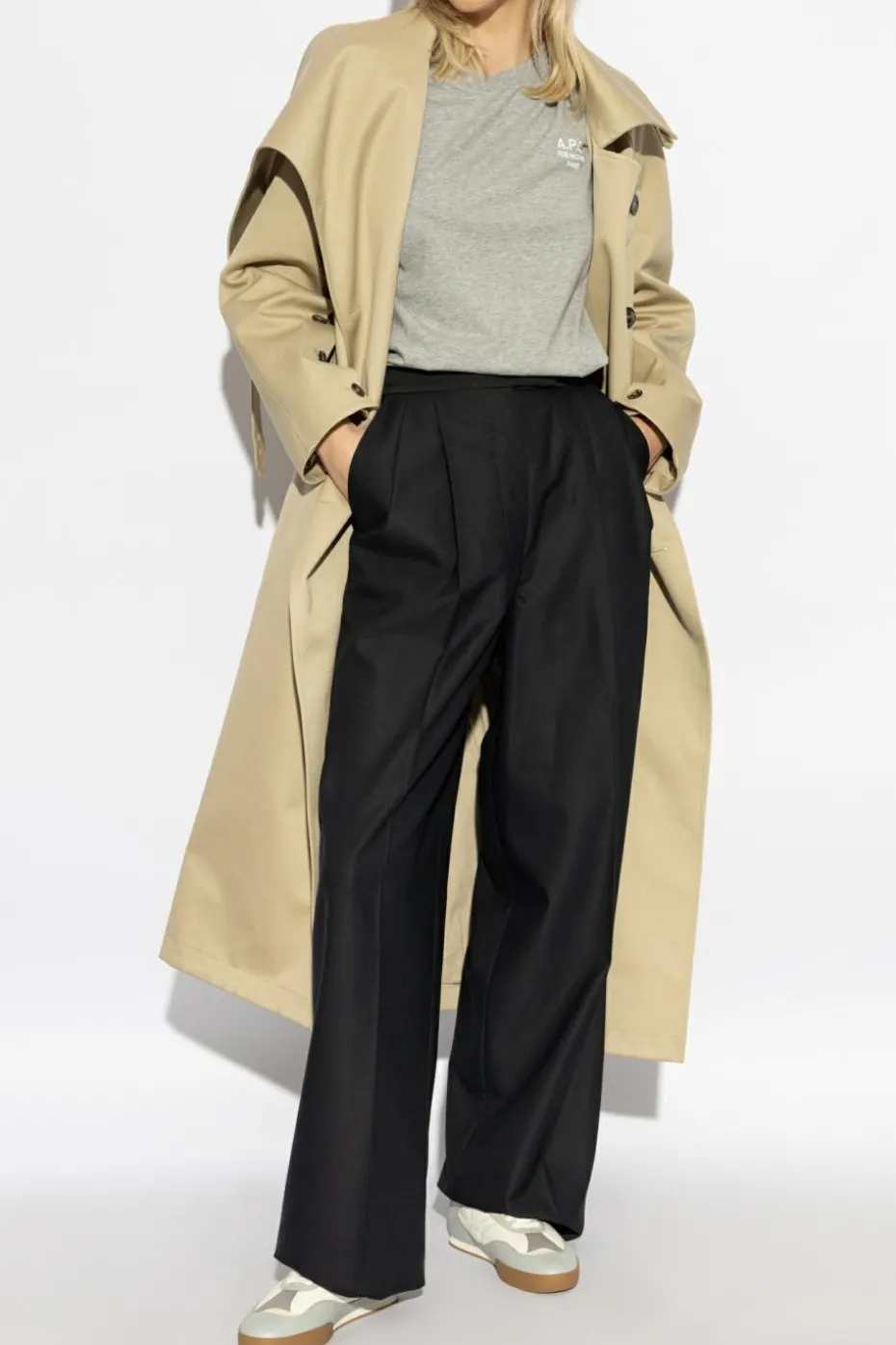 A.P.C. NAVY BLUE A.P.C. x Anastasia Barbieri