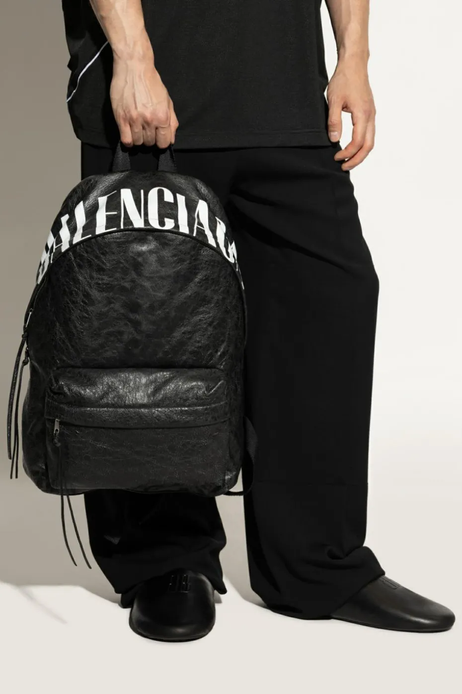 Balenciaga BLACK Leather backpack `Arena`