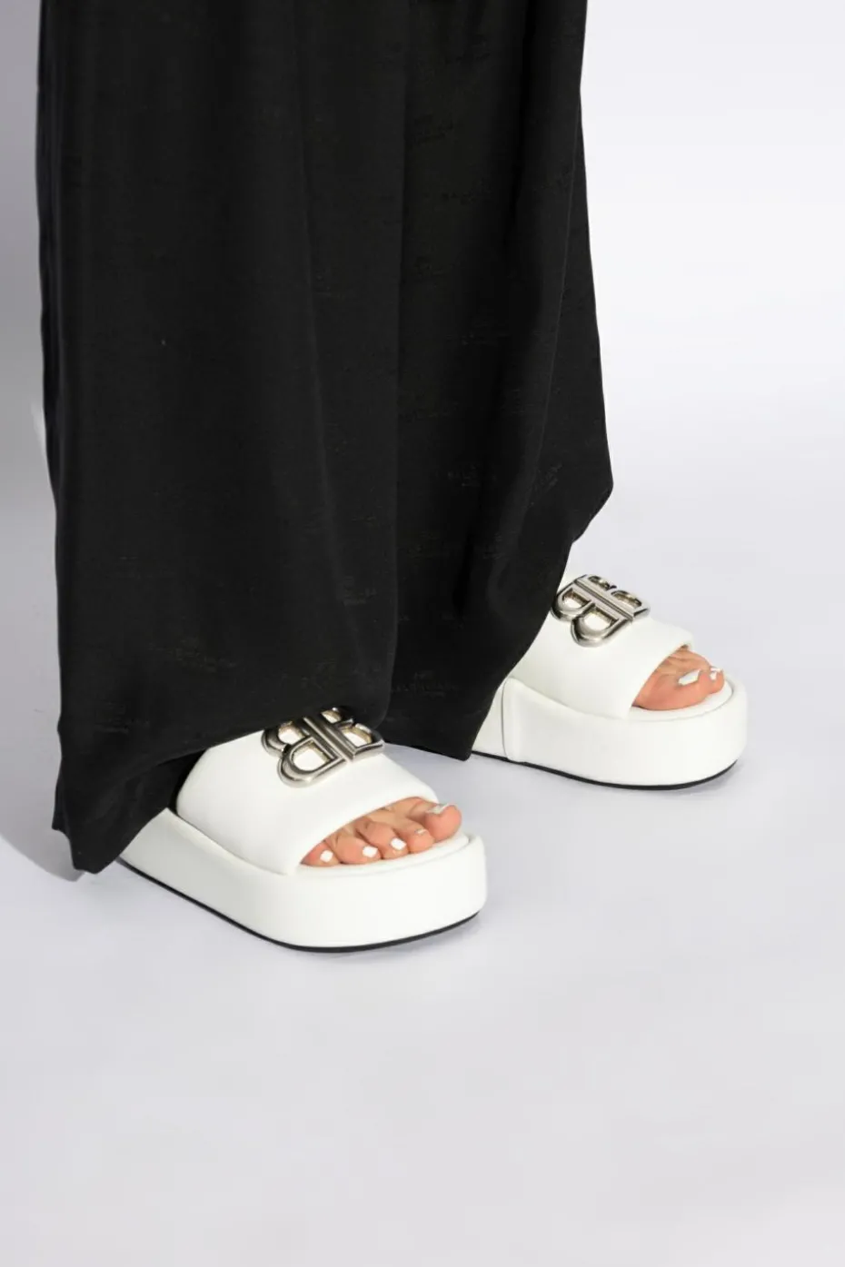 Balenciaga WHITE Leather slippers