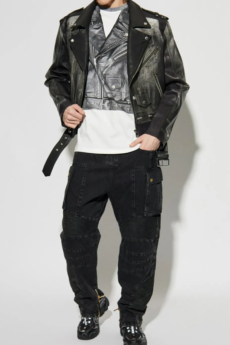 Balmain BLACK Cargo style jeans