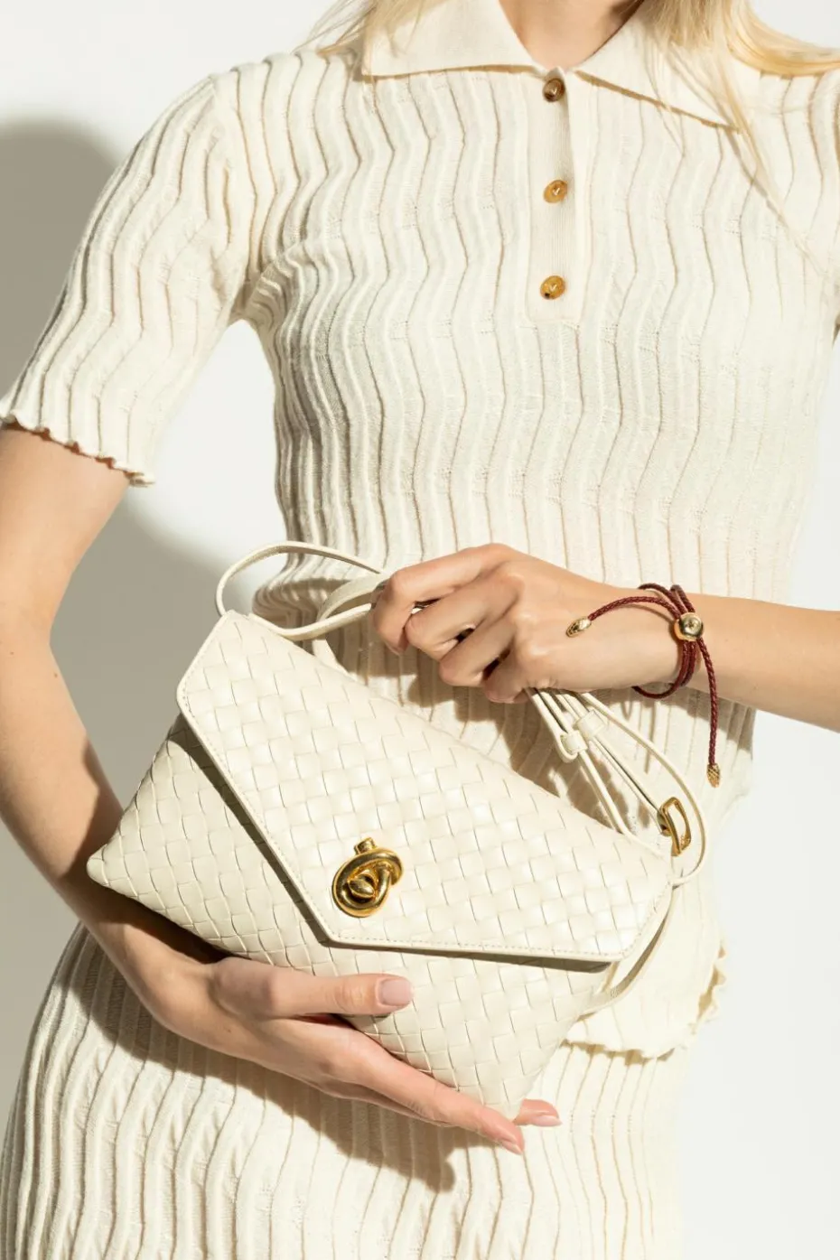 Bottega Veneta cream Handbag "Knot Lock Medium"