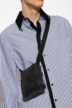 Bottega Veneta GREEN Strapped leather phone holder