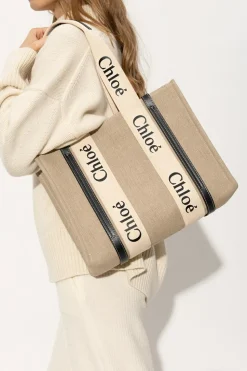 Chloé beige ‘Woody Medium’ shopper bag