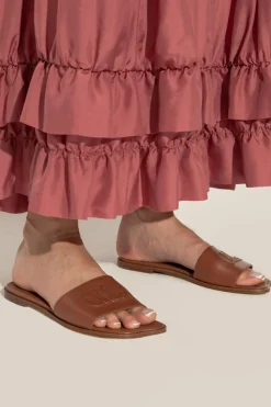 Chloé BROWN Flip-flops "Flower"