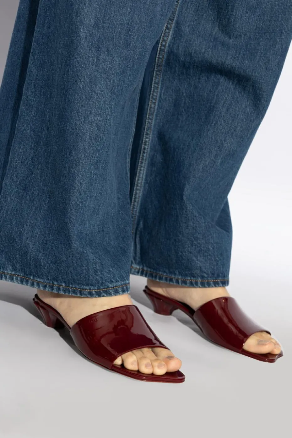 Chloé BURGUNDY Leather sandals