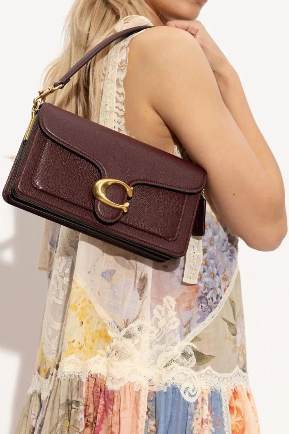 Coach BURGUNDY Shoulder bag "Tabby 26"