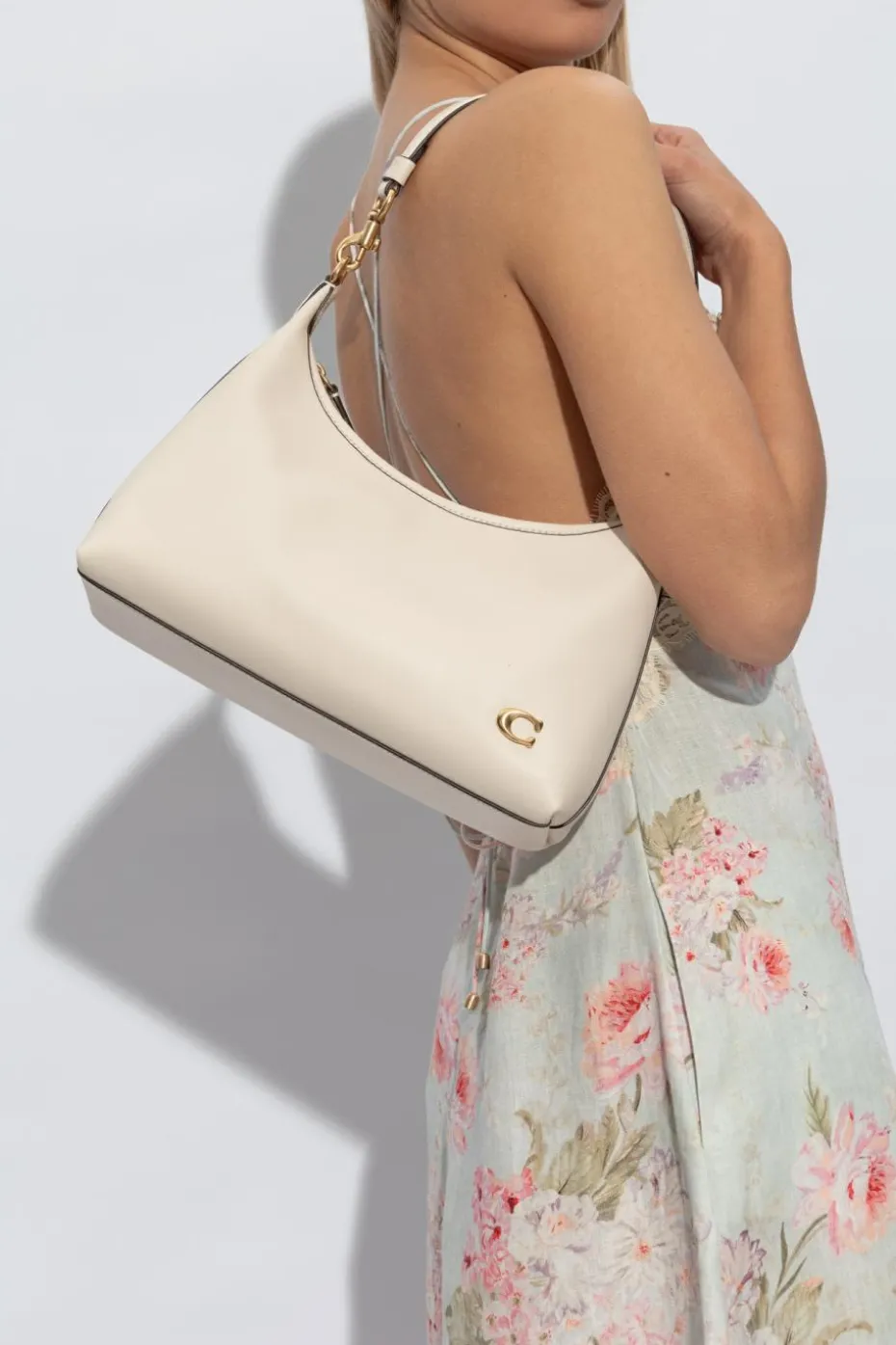 Coach cream Shoulder Bag `Juliet`