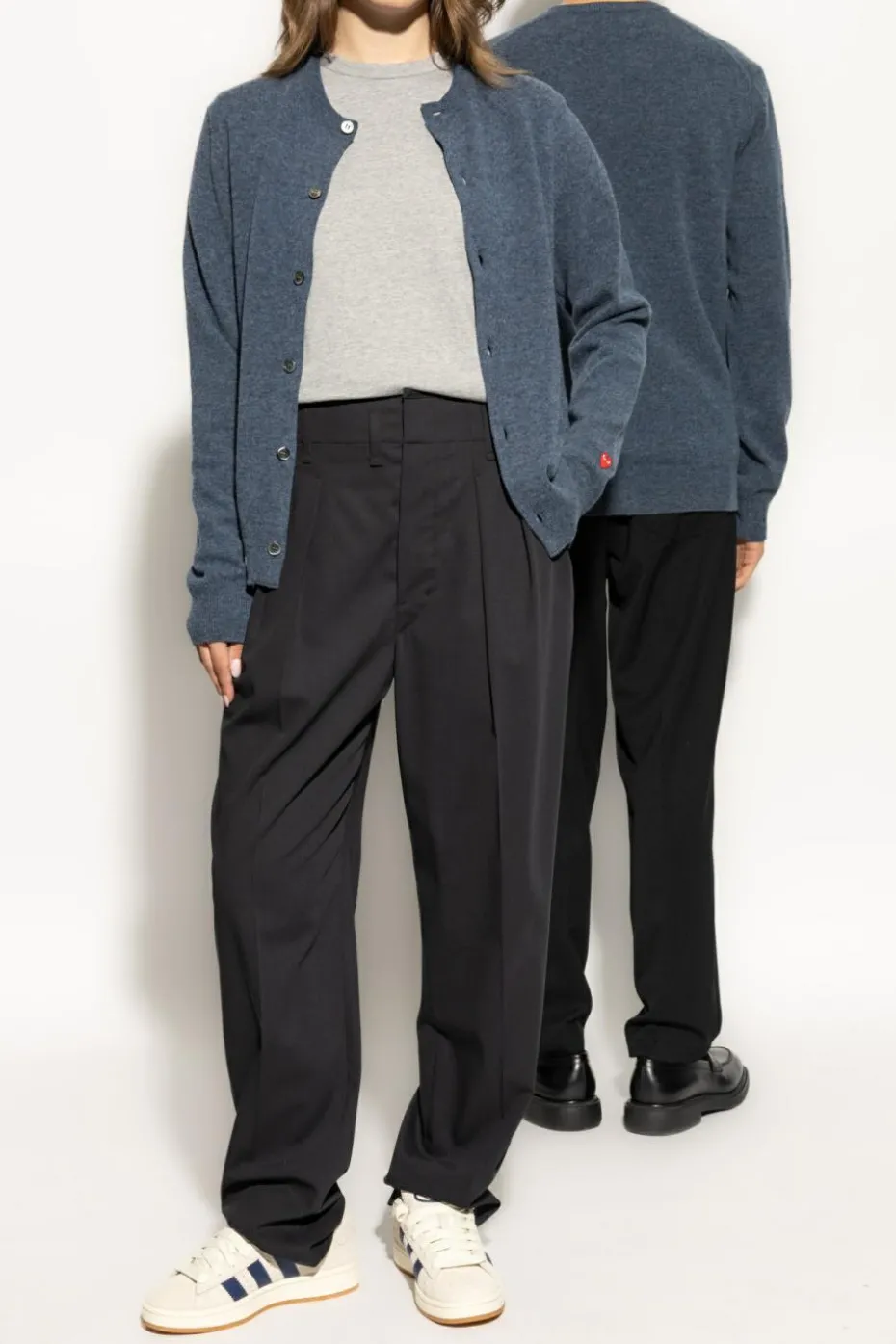 Comme des Garçons Play GREY T-shirt with logo patch