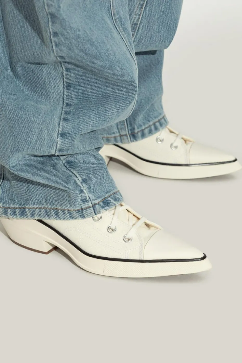 Converse cream Chuck 70 De Luxe shoes