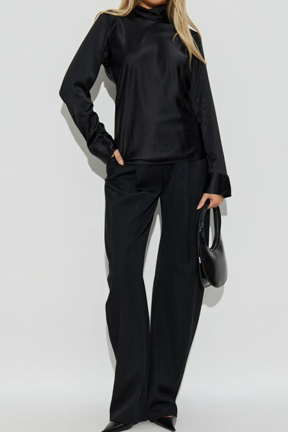 Courrèges BLACK Top with a stand-up collar
