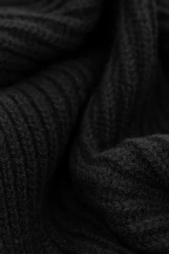 Dolce & Gabbana BLACK Scarf with logo detail