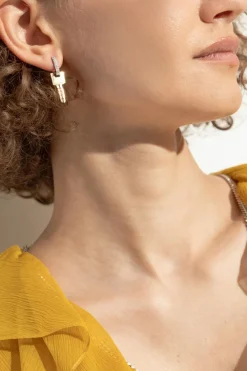 EÉRA GOLD Single earring `Key Small`