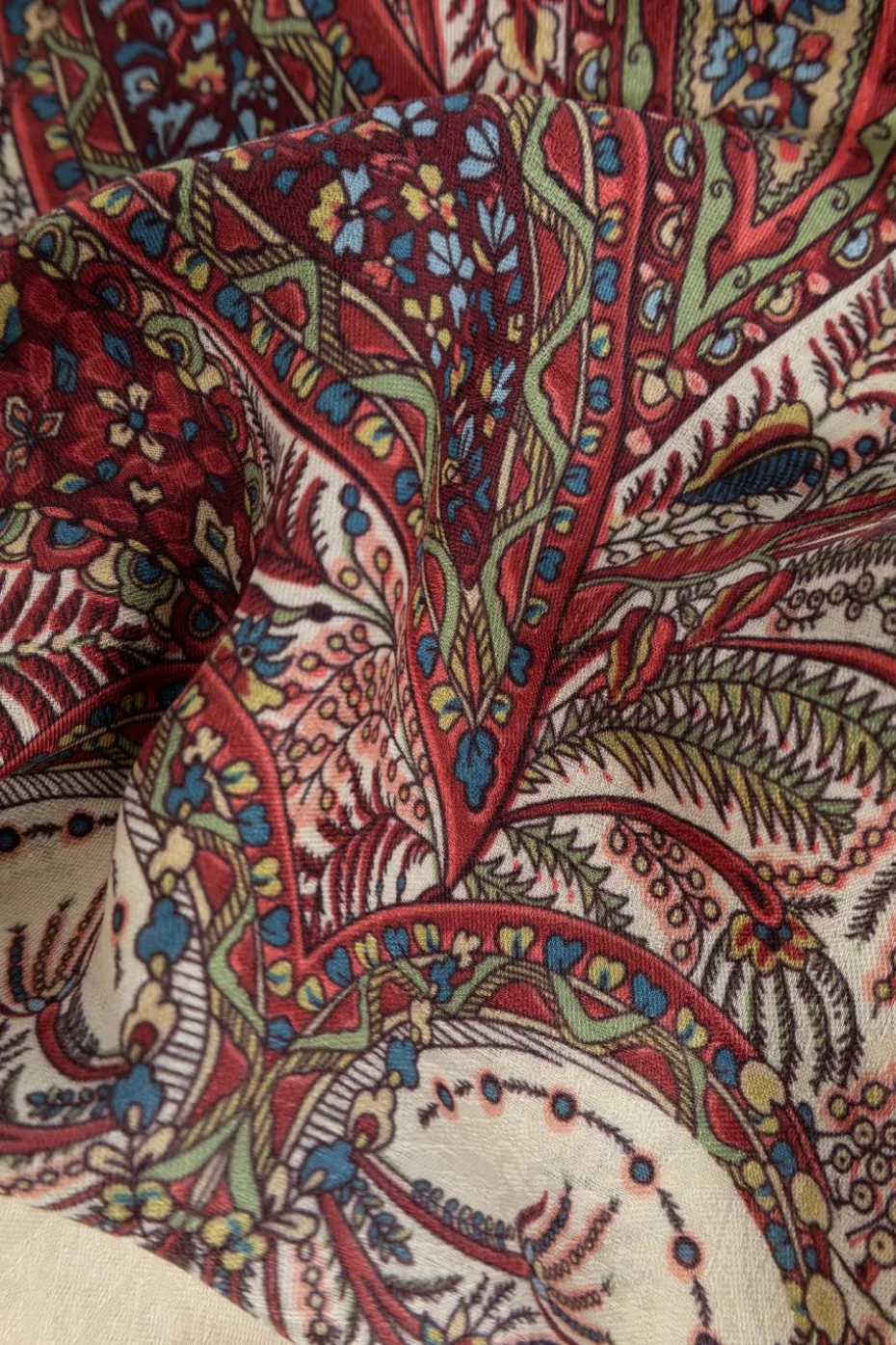 Etro MULTICOLOUR Scarf with a colorful pattern