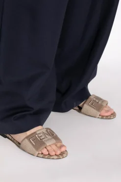 Fendi beige Slides Sunshine