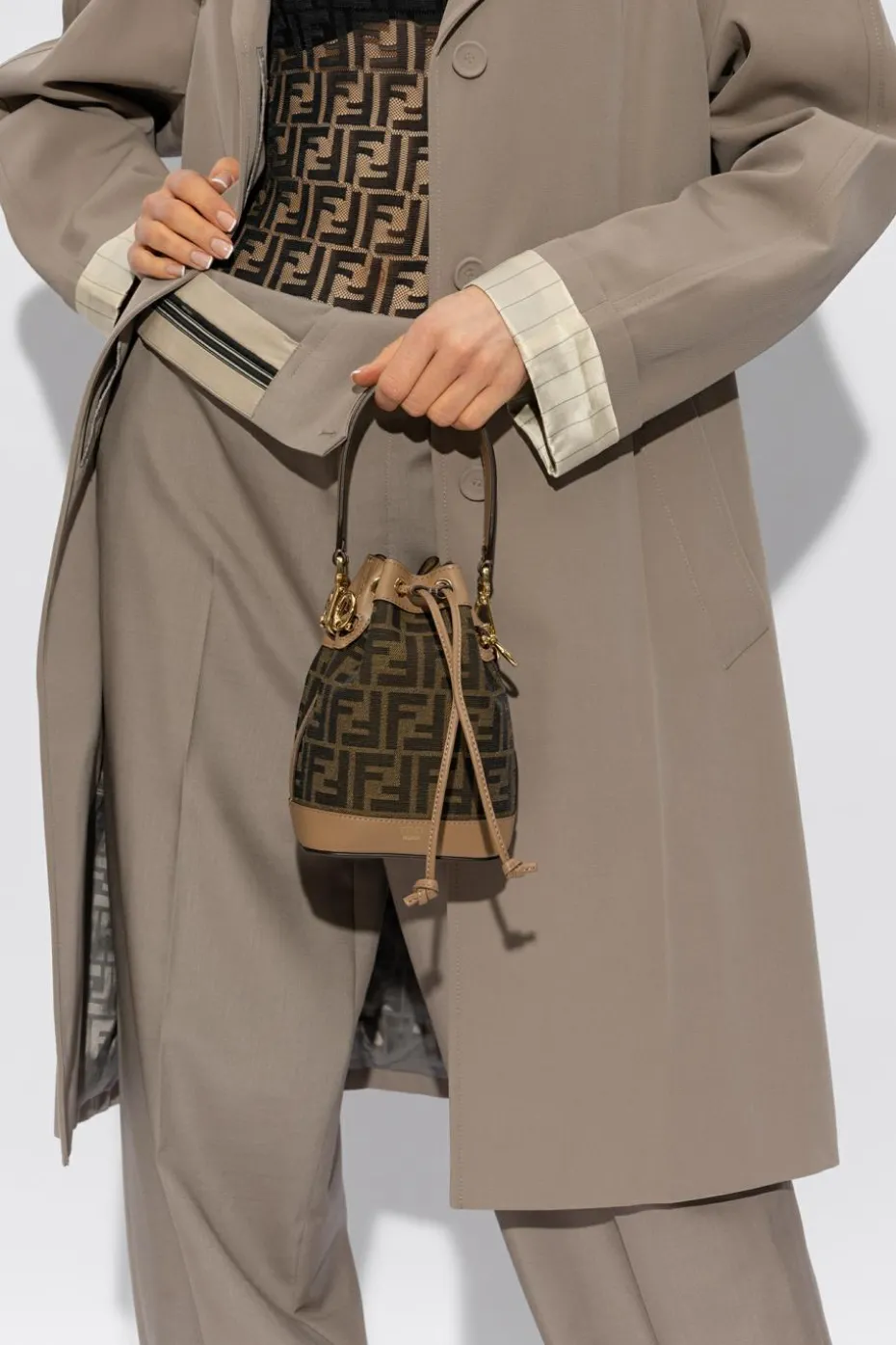 Fendi BROWN ‘Mon Tresor Small’ bucket shoulder bag