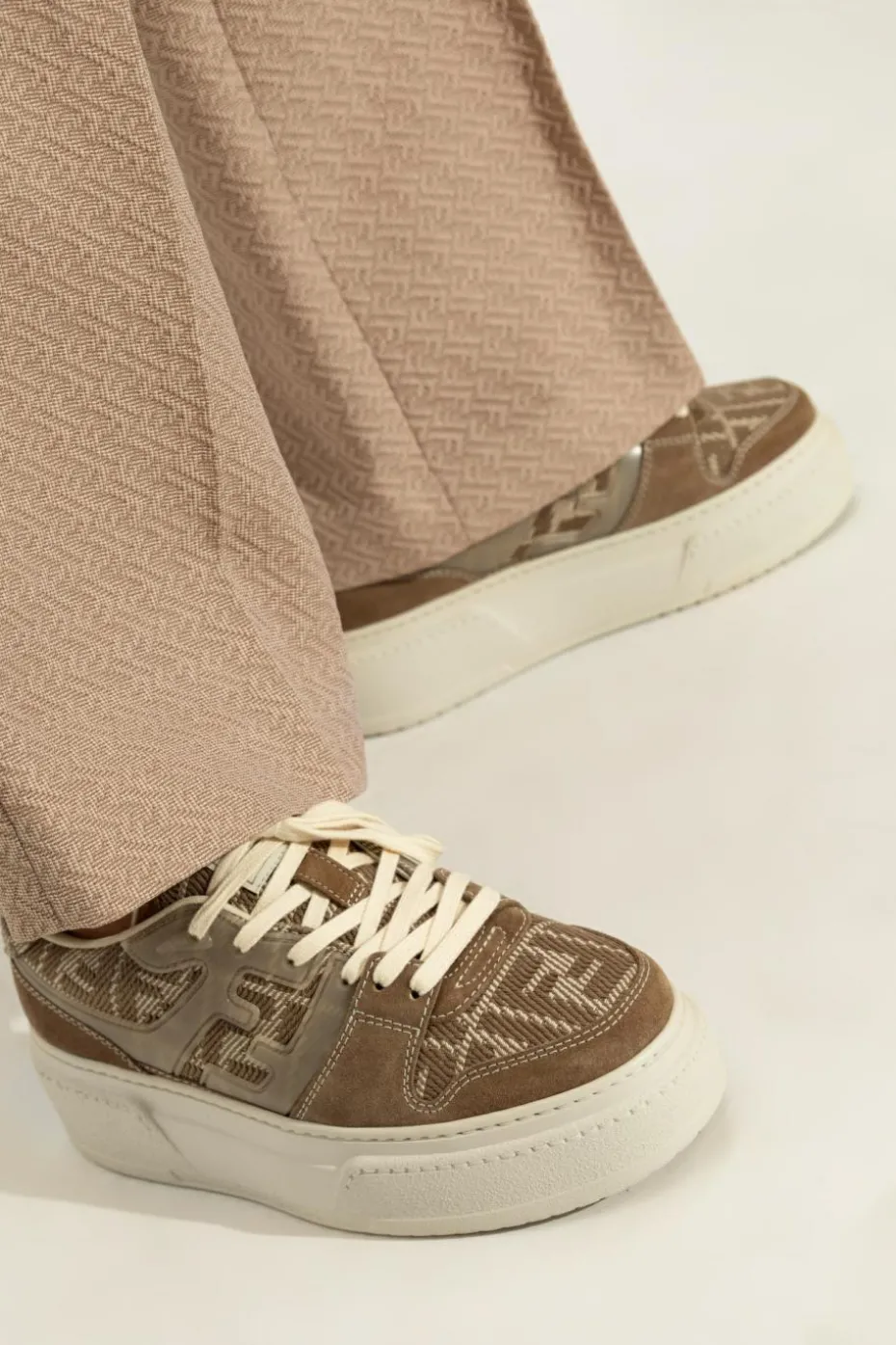 Fendi BROWN Sneakers Match