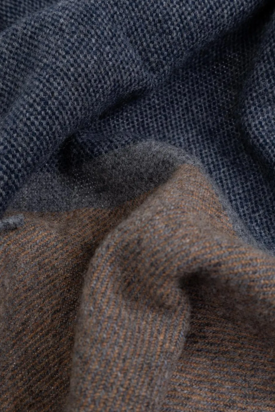 Fendi MULTICOLOUR Wool scarf