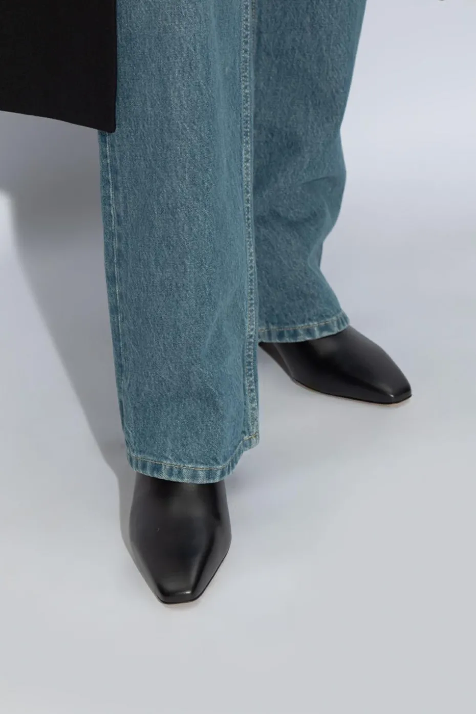 FERRAGAMO BLACK ‘Rol’ Ankle Boots