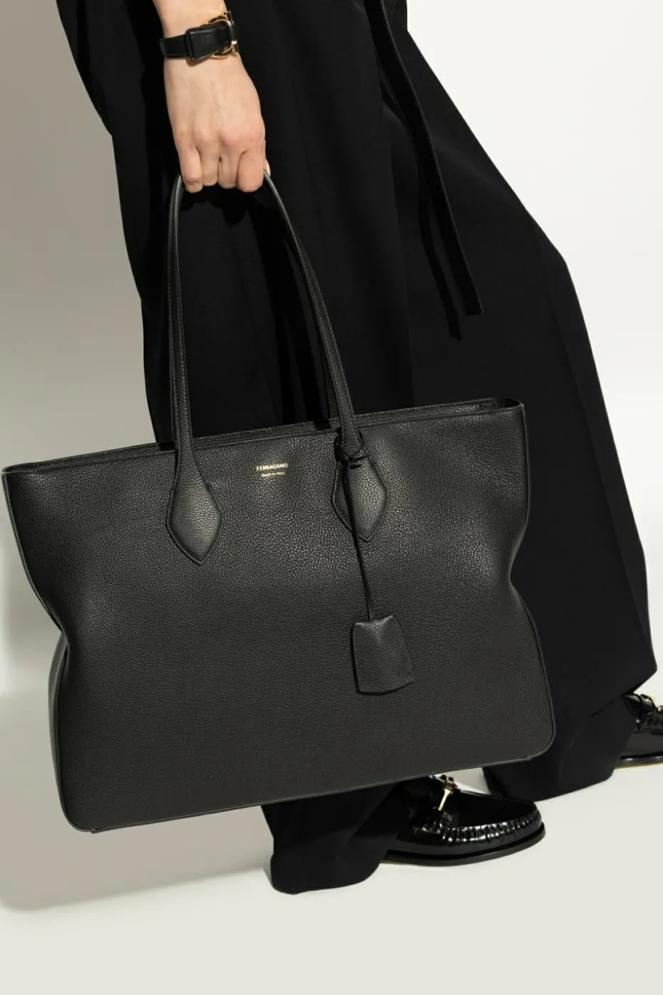 FERRAGAMO BLACK Shoulder bag