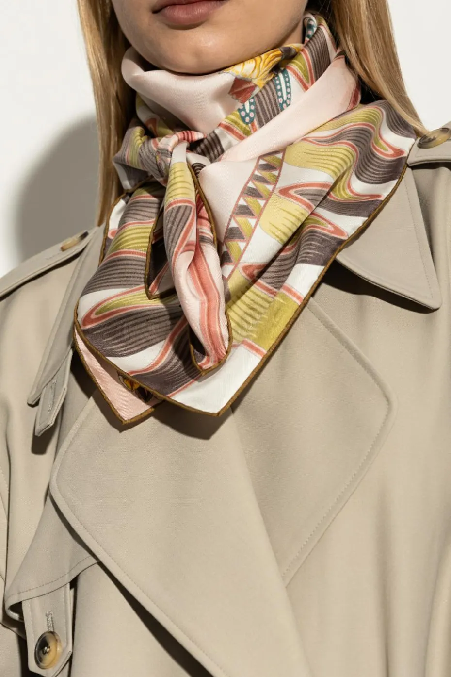 FERRAGAMO MULTICOLOUR Silk scarf with print `Giada`