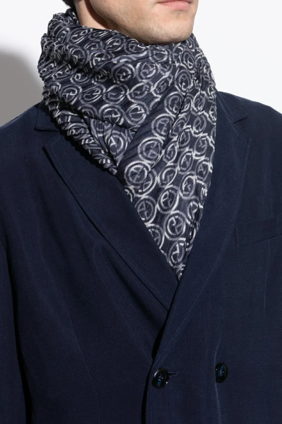 Giorgio Armani NAVY BLUE Pleated scarf with monogram
