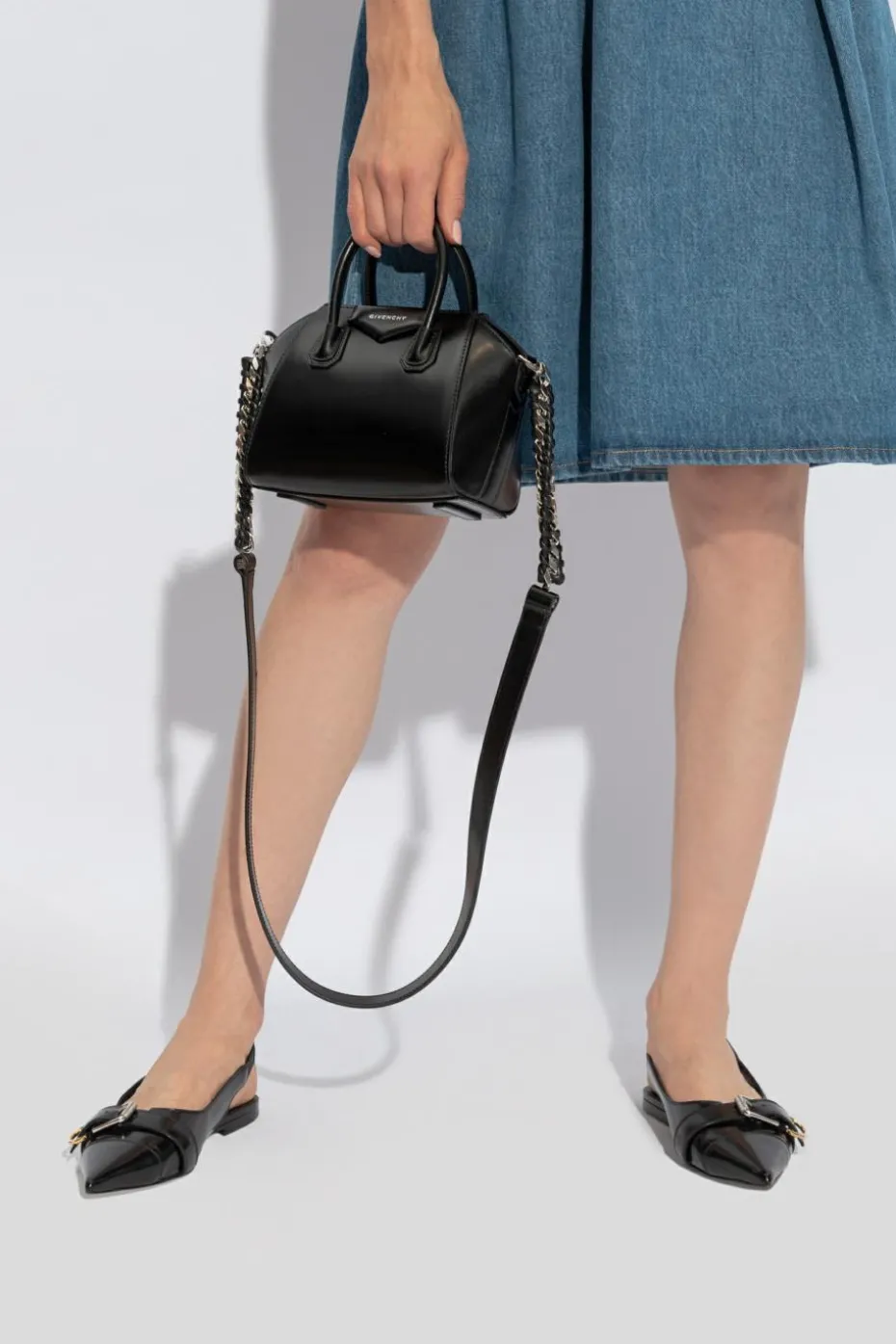 Givenchy BLACK Antigona Toy shoulder bag