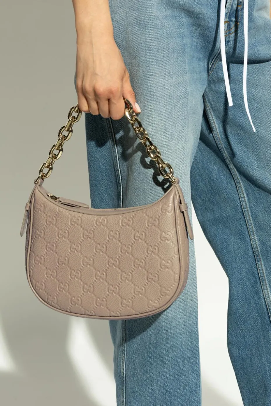 Gucci beige Shoulder bag "GG Emblem Medium"