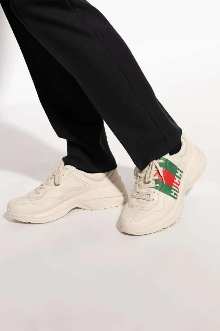 Gucci cream Sneakers with logo