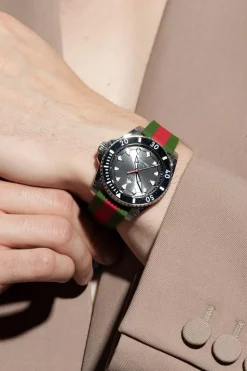 Gucci GREEN ‘Gucci Dive’ watch