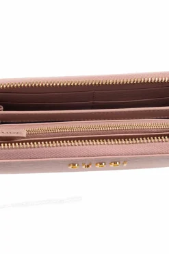 Gucci PINK Leather wallet