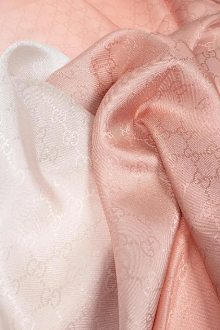 Gucci PINK Silk scarf