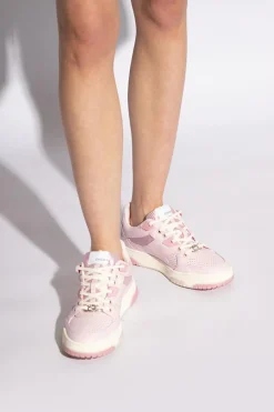 Gucci PINK ‘Trainer’ sneakers