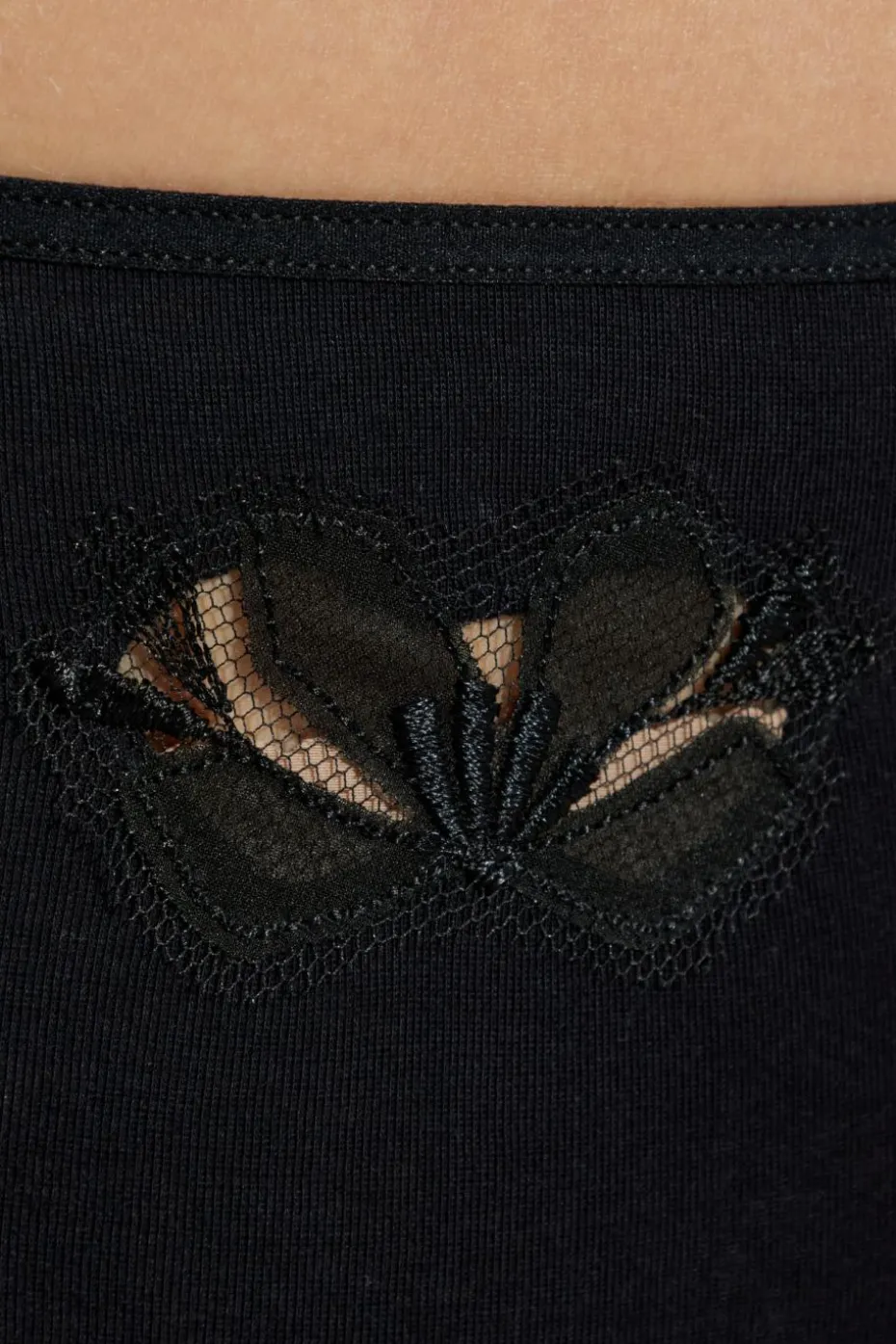 Hanro BLACK Cotton briefs from the `Kalea` collection