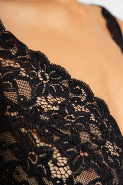 Hanro BLACK Lace bra