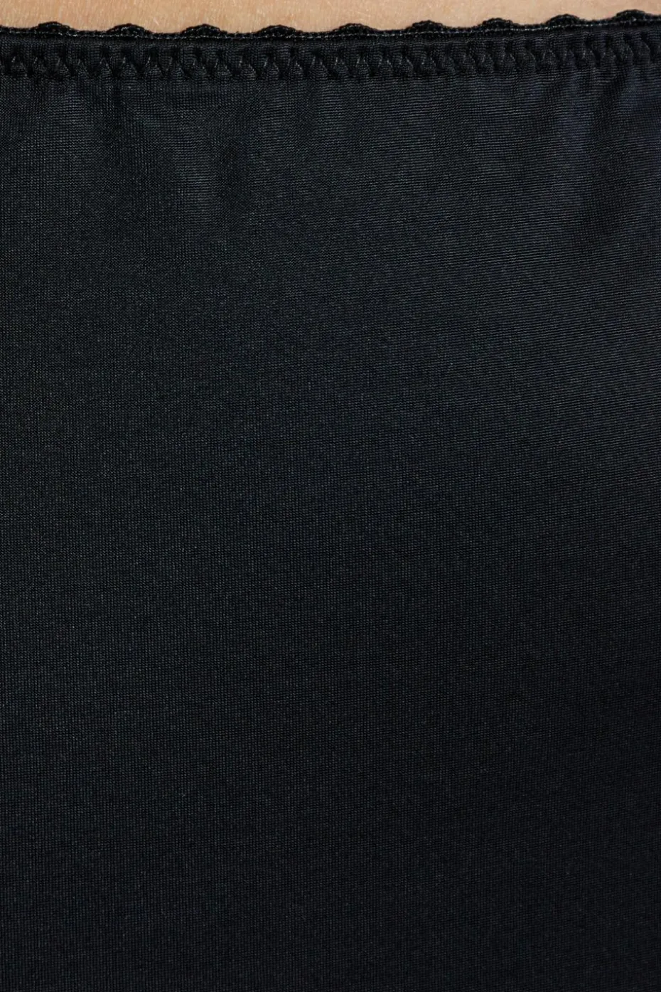 Hanro BLACK Satin half-slip