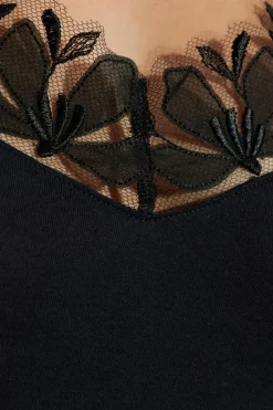 Hanro BLACK Top from the 