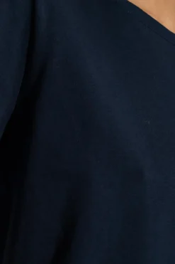 Hanro NAVY BLUE T-shirt with a round neckline