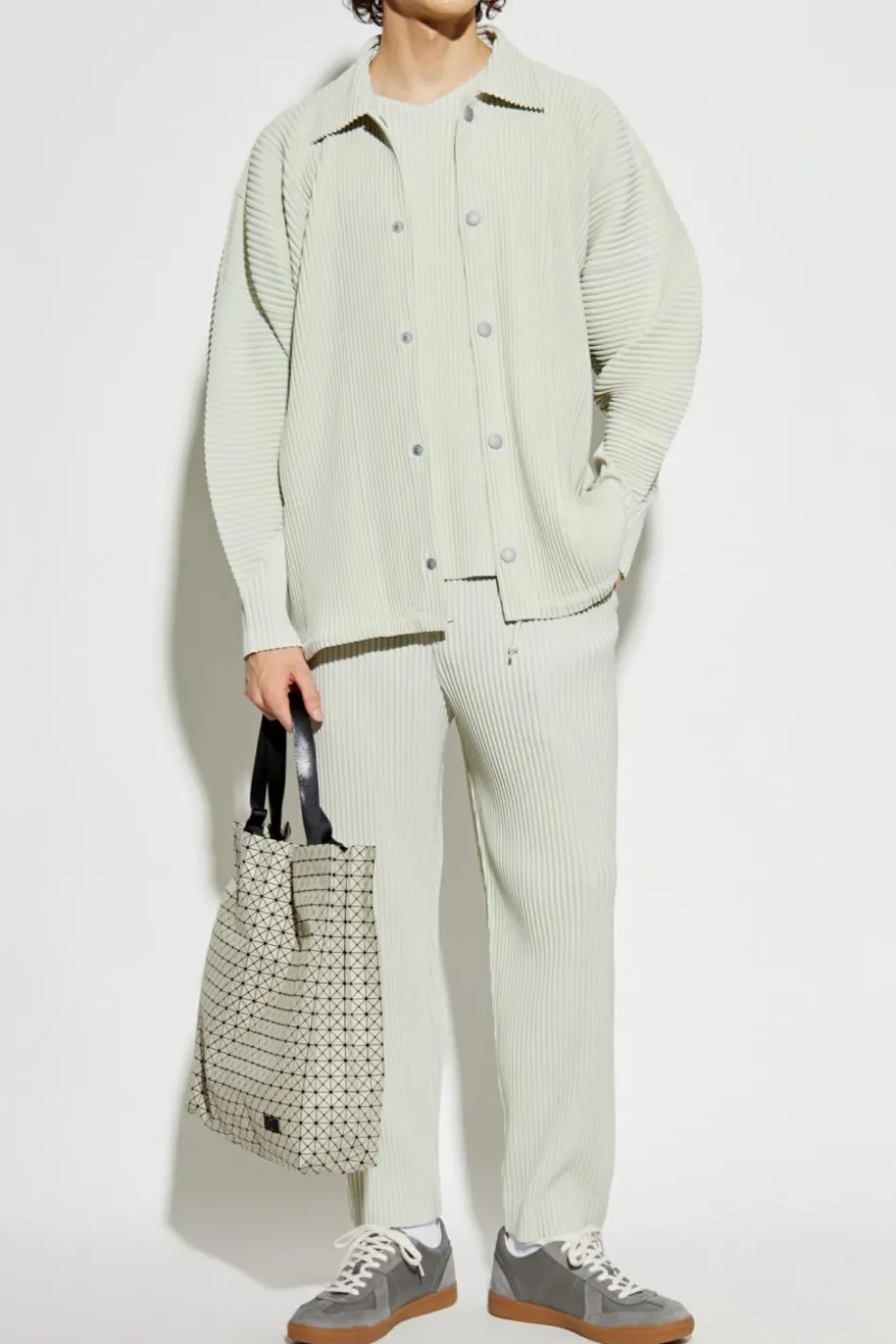 Homme Plissé Issey Miyake GREEN Pleated jacket