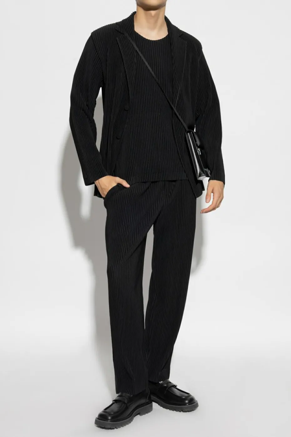 Homme Plissé Issey Miyake BLACK Pleated T-shirt