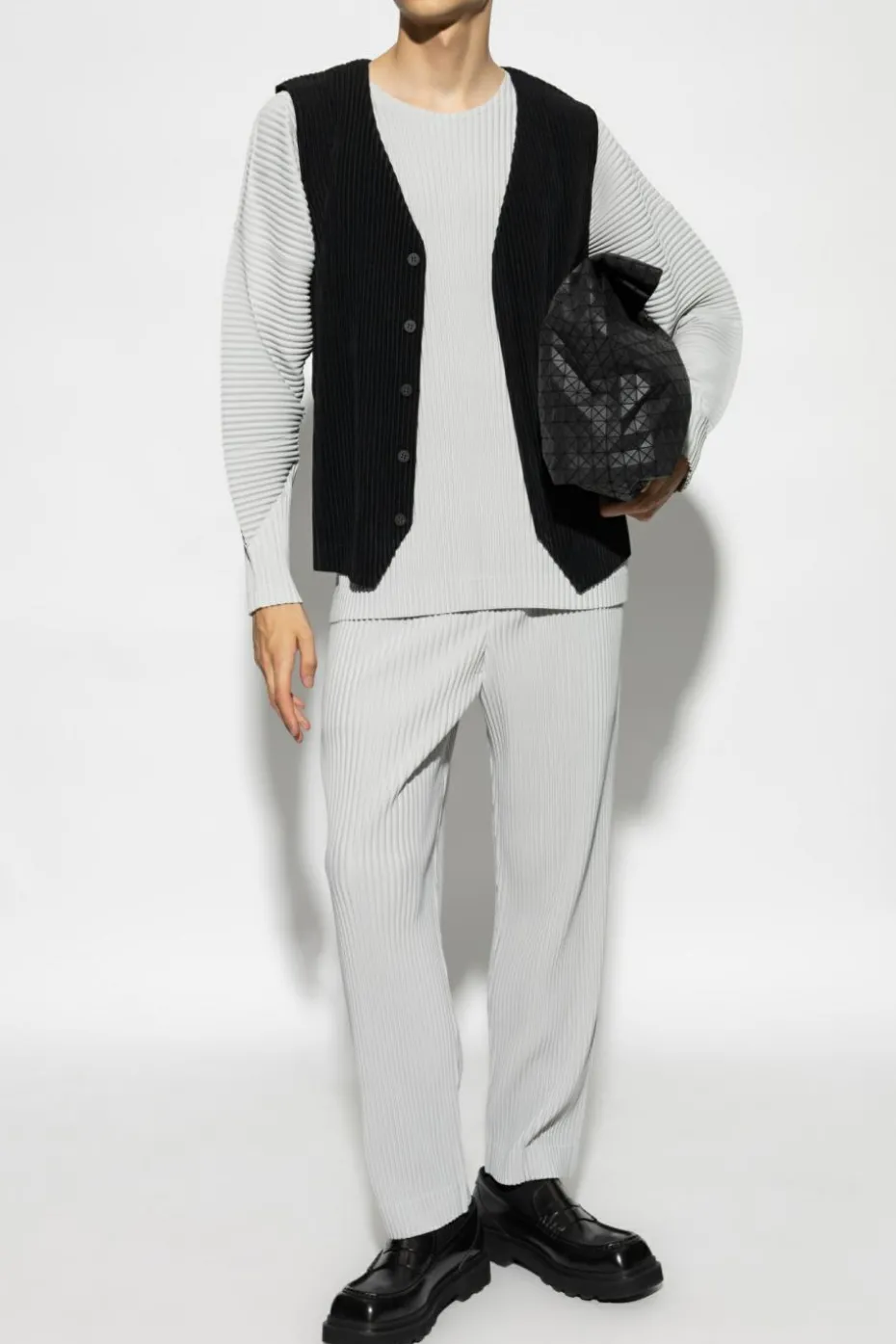 Homme Plissé Issey Miyake GREY Pleated pants